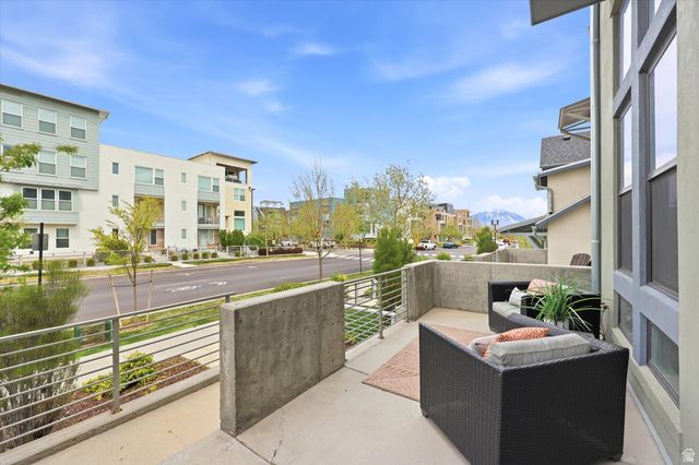 4563 W DAYBREAK RIM WAY, South Jordan, UT 84009