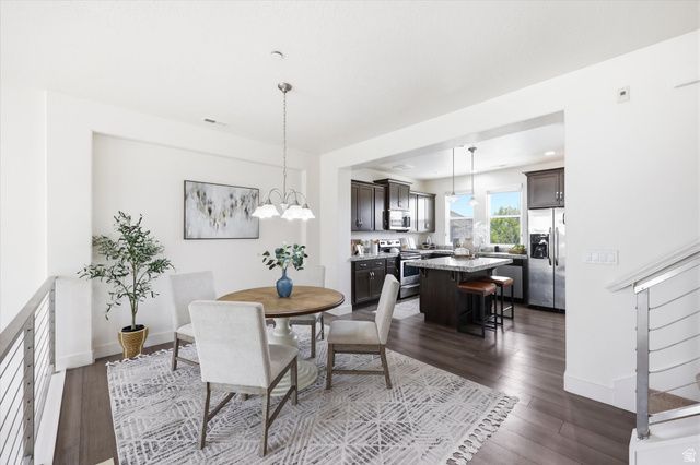 4563 W DAYBREAK RIM WAY, South Jordan, UT 84009