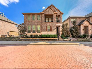 261 Golden Gate Drive, Richardson, TX 75080