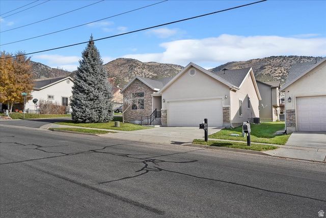 818 E MAHOGANY RIDGE RD, Morgan, UT 84050