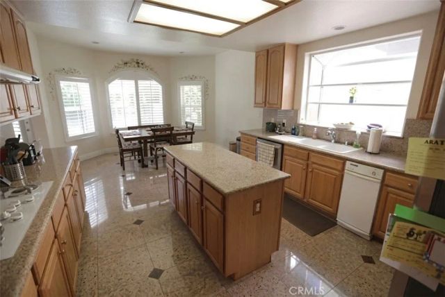 1456 5th, Manhattan Beach, CA 90266