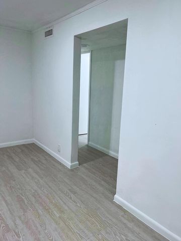 1340 W 33rd Street, Riviera Beach, FL 33404