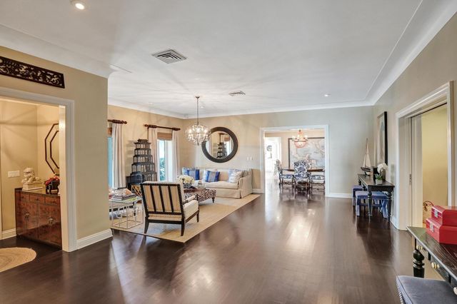 15 Minnetonka Road, Sea Ranch Lakes, FL 33308