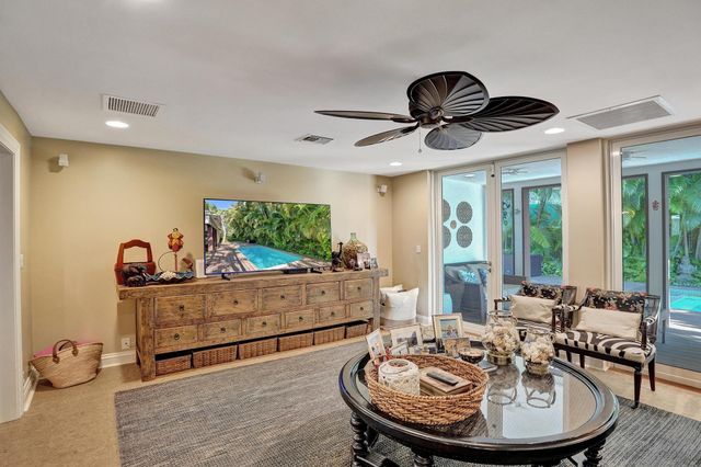 15 Minnetonka Road, Sea Ranch Lakes, FL 33308