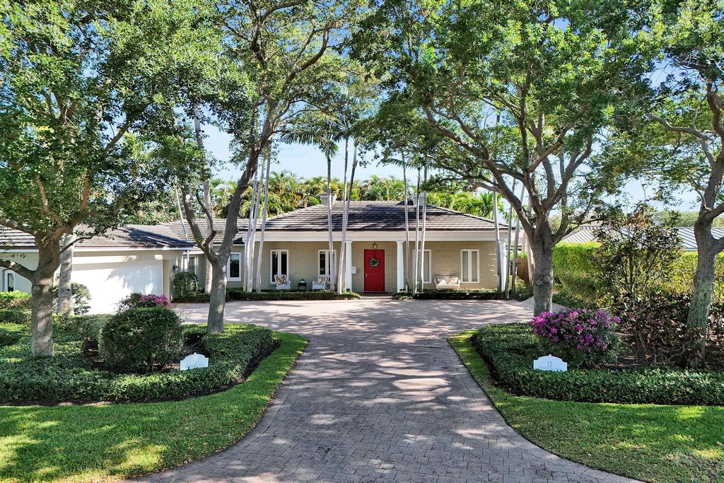 15 Minnetonka Road, Sea Ranch Lakes, FL 33308