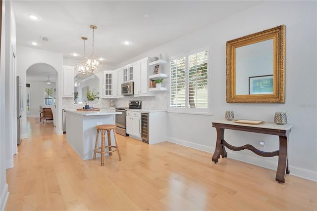 337 SUNSET OAKS RD, Winter Garden, FL 34787