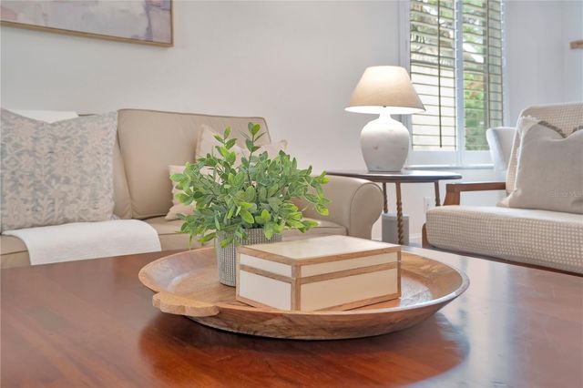 337 SUNSET OAKS RD, Winter Garden, FL 34787