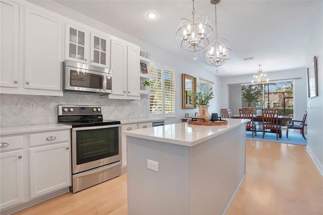 337 SUNSET OAKS RD, Winter Garden, FL 34787