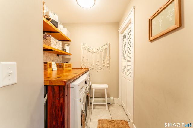 100 Squaw Rock Road, Plainfield, CT 06354