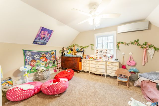 100 Squaw Rock Road, Plainfield, CT 06354