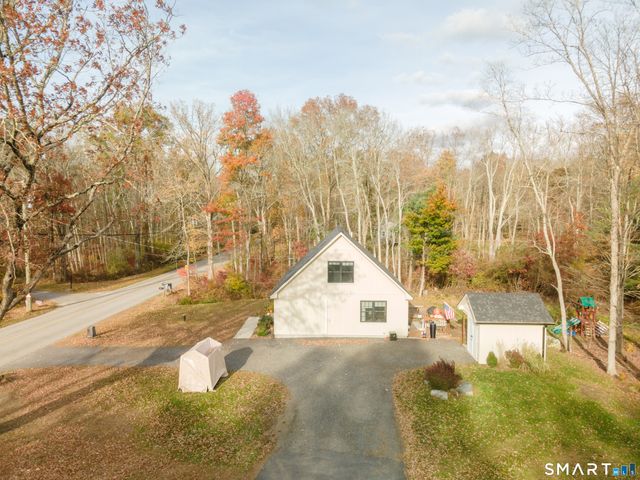 100 Squaw Rock Road, Plainfield, CT 06354