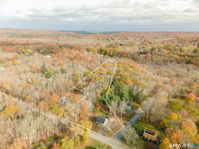 100 Squaw Rock Road, Plainfield, CT 06354