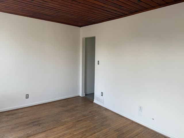 2229 Faber Street, Hamtramck, MI 48212