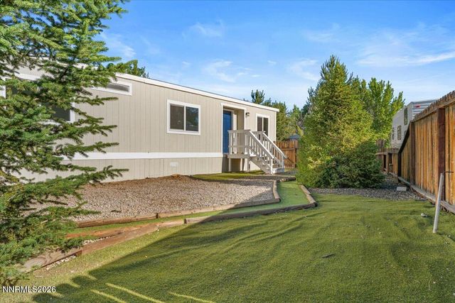 37 Kit Sierra Loop, Carson City, NV 89706