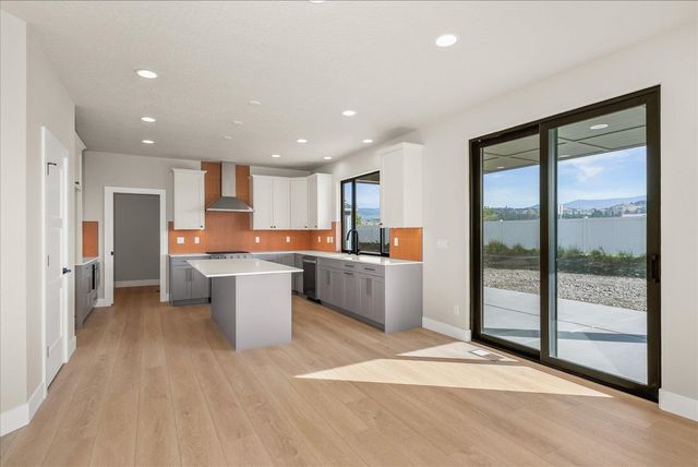 21010 E Thompson Ave, Liberty Lake, WA 99019