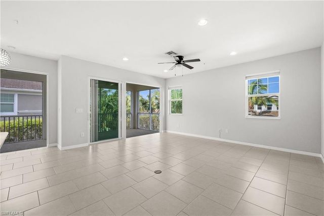 2344 Sheen LN 308, Naples, FL 34120