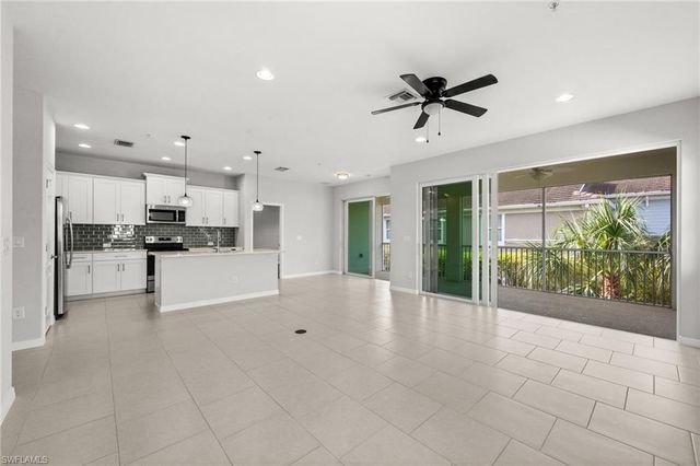 2344 Sheen LN 308, Naples, FL 34120