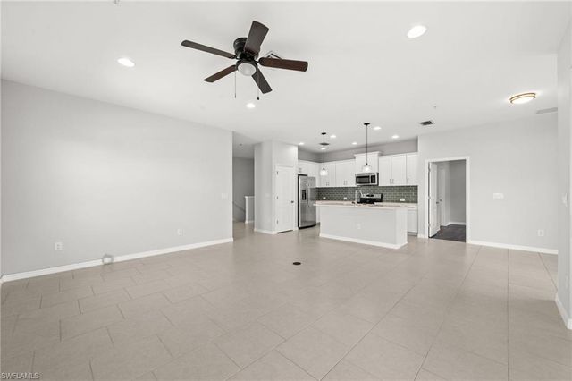 2344 Sheen LN 308, Naples, FL 34120