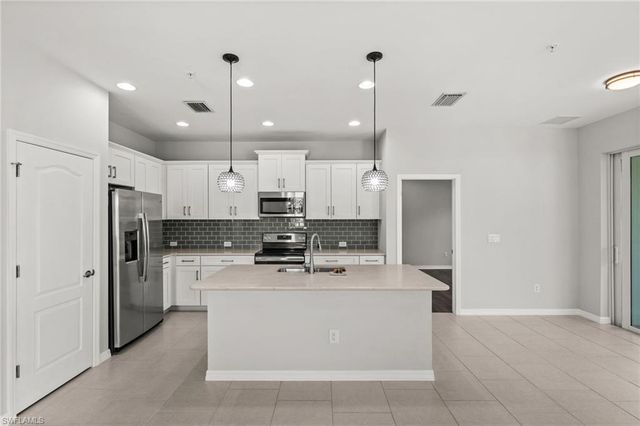 2344 Sheen LN 308, Naples, FL 34120