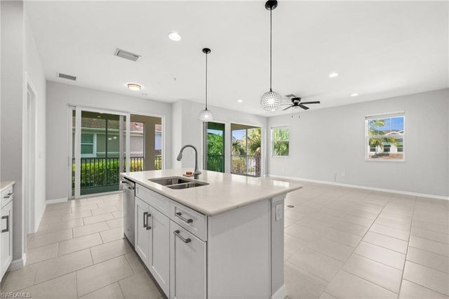 2344 Sheen LN 308, Naples, FL 34120