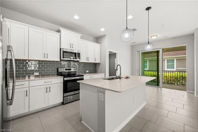 2344 Sheen LN 308, Naples, FL 34120