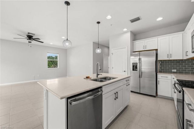 2344 Sheen LN 308, Naples, FL 34120