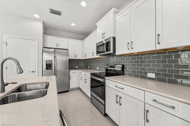 2344 Sheen LN 308, Naples, FL 34120
