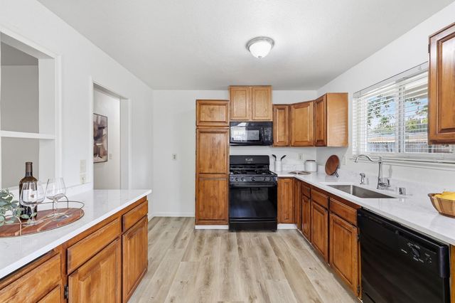 4713 Monet Way, Sacramento, CA 95842