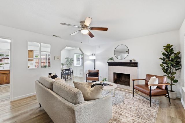 4713 Monet Way, Sacramento, CA 95842