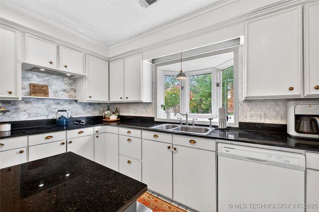 1973 Marie Drive, Durant, OK 74701