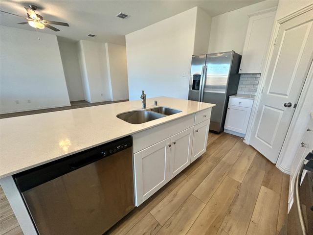 2113 Donker Drive, Royse City, TX 75189