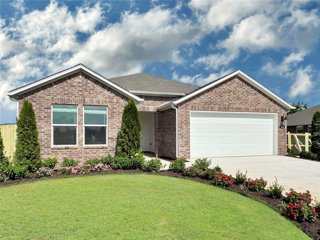549 Oklahoma Street, Farmington, AR 72730
