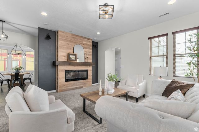 11097 S TOPVIEW RD, South Jordan, UT 84009