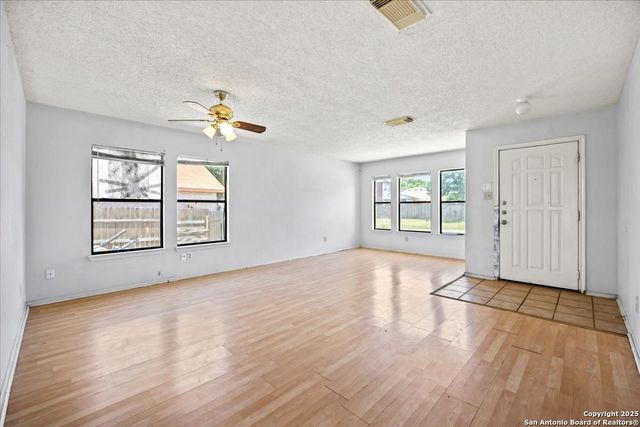 9607 Criswell, San Antonio, TX 78251