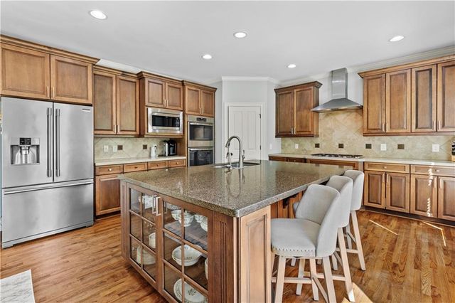 315 Peninsula Point, Canton, GA 30115