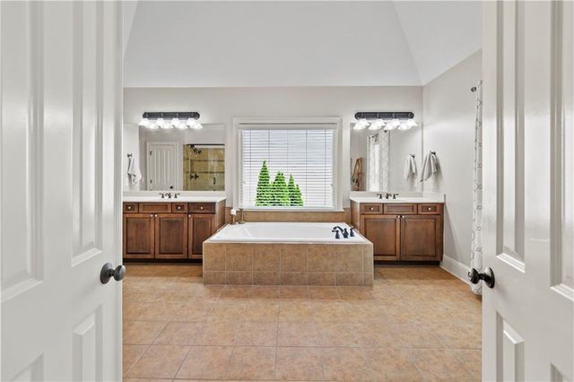 315 Peninsula Point, Canton, GA 30115