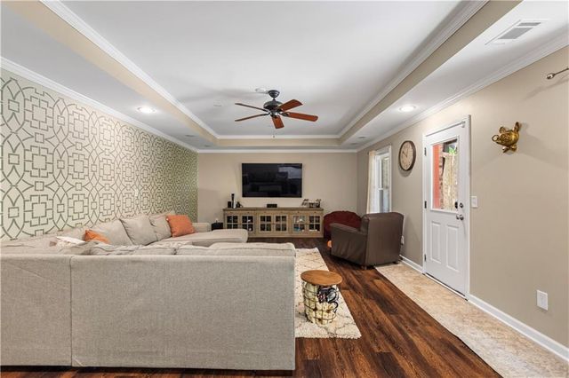 315 Peninsula Point, Canton, GA 30115