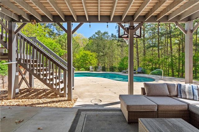 315 Peninsula Point, Canton, GA 30115