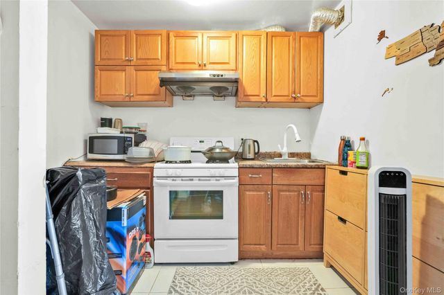 58-03 Calloway Street 5A, Corona, NY 11368