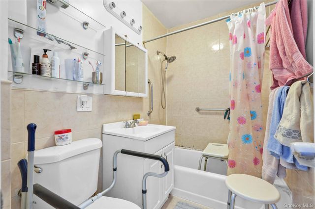 58-03 Calloway Street 5A, Corona, NY 11368