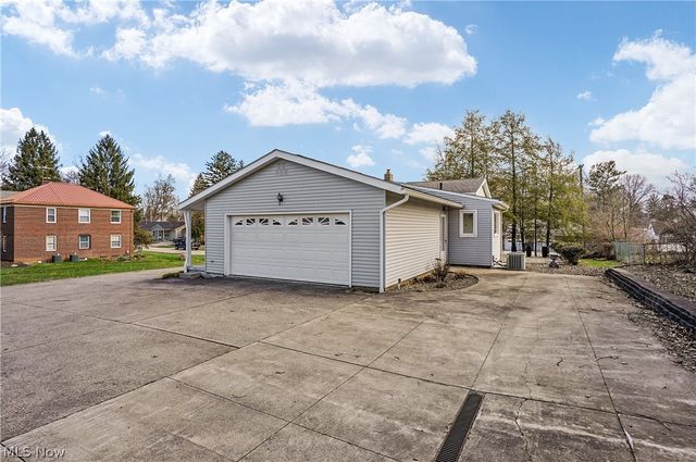 1840 13th Street, Cuyahoga Falls, OH 44223