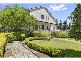 2312 Ne 104TH St, Vancouver, WA 98686