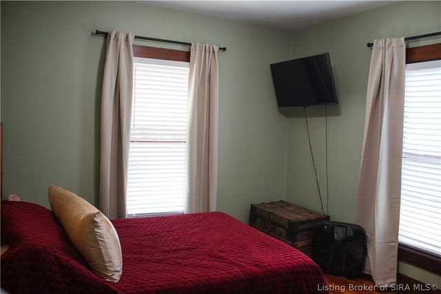 515 Woodrow Avenue, New Albany, IN 47150