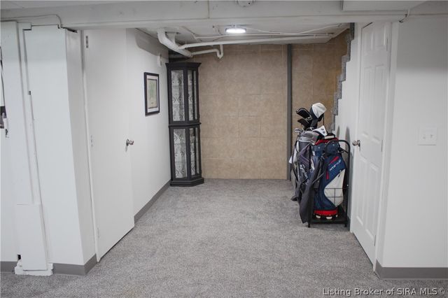 515 Woodrow Avenue, New Albany, IN 47150