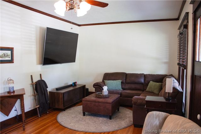 515 Woodrow Avenue, New Albany, IN 47150