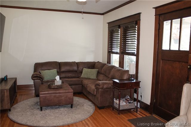515 Woodrow Avenue, New Albany, IN 47150