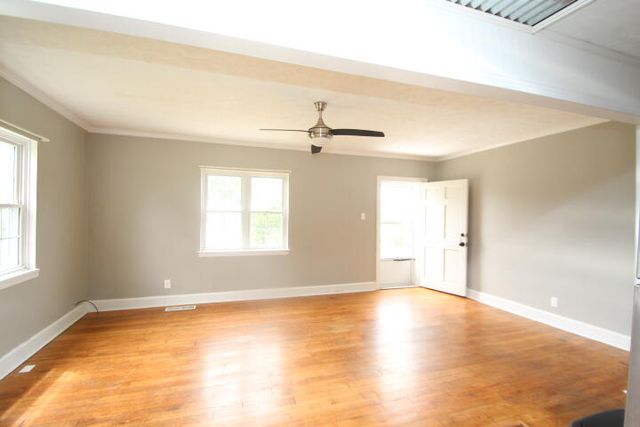 449 Mooreland Avenue, Harrodsburg, KY 40330