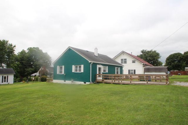 449 Mooreland Avenue, Harrodsburg, KY 40330