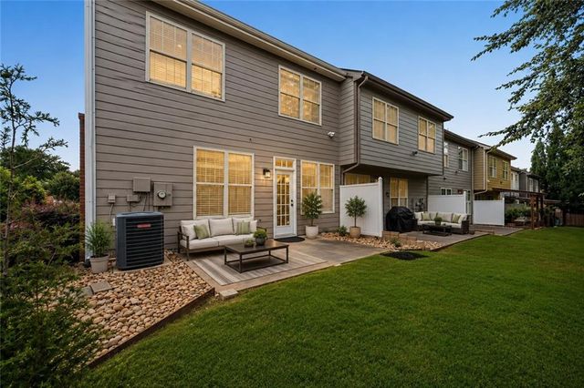 100 Kasey Drive, Woodstock, GA 30189