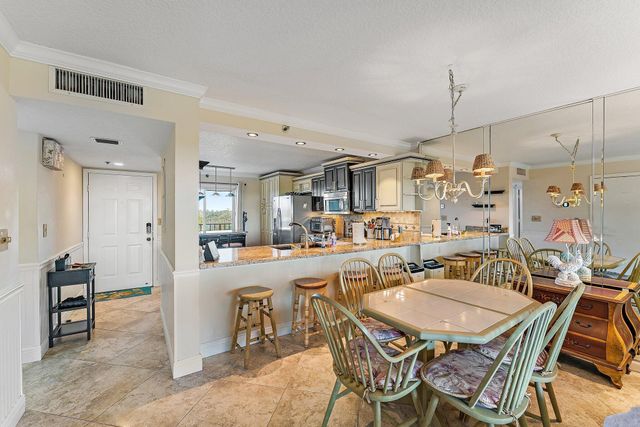 275 Palm Avenue C402, Jupiter, FL 33477